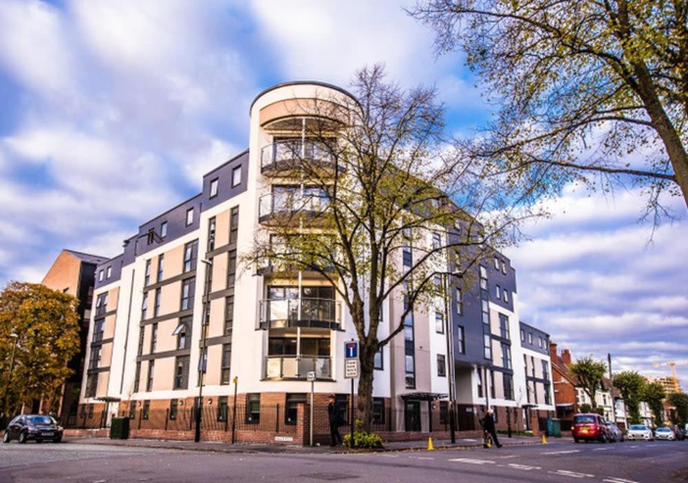 Manor Park Court In * Coventry
